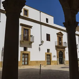 Otel Carmine, Marsala